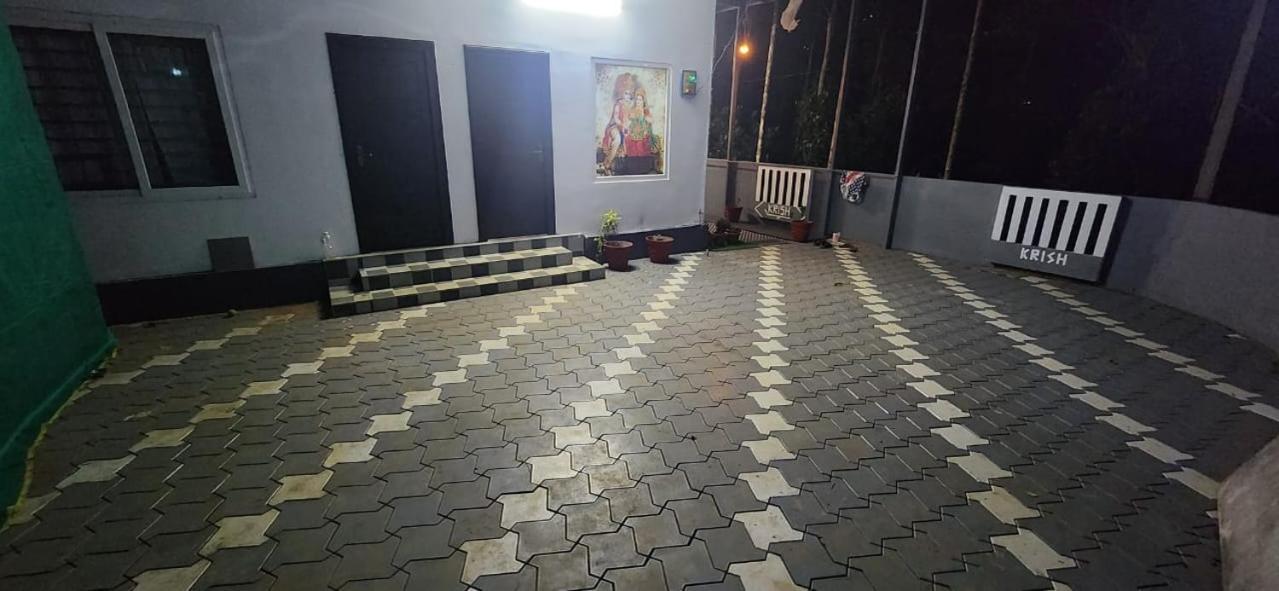 Krish Villa Homestay Munnar Eksteriør billede